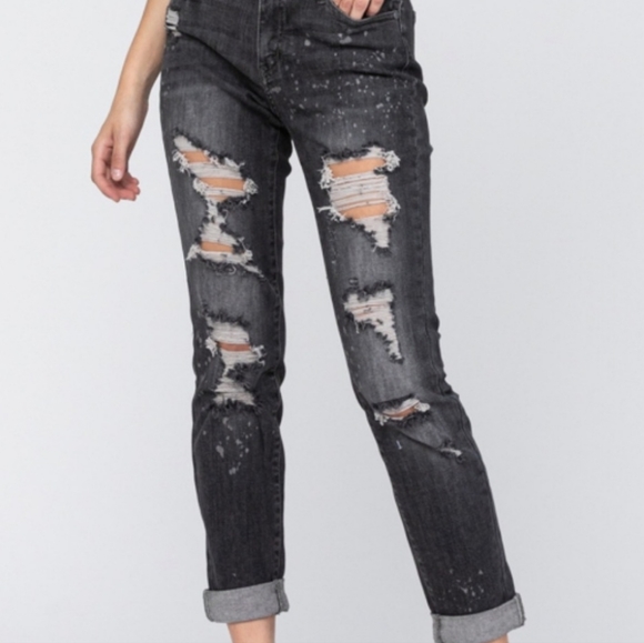 Judy Blue Denim - Judy Blue Boyfriend Jeans 15/32 Destroyed Bleach Splatter Black